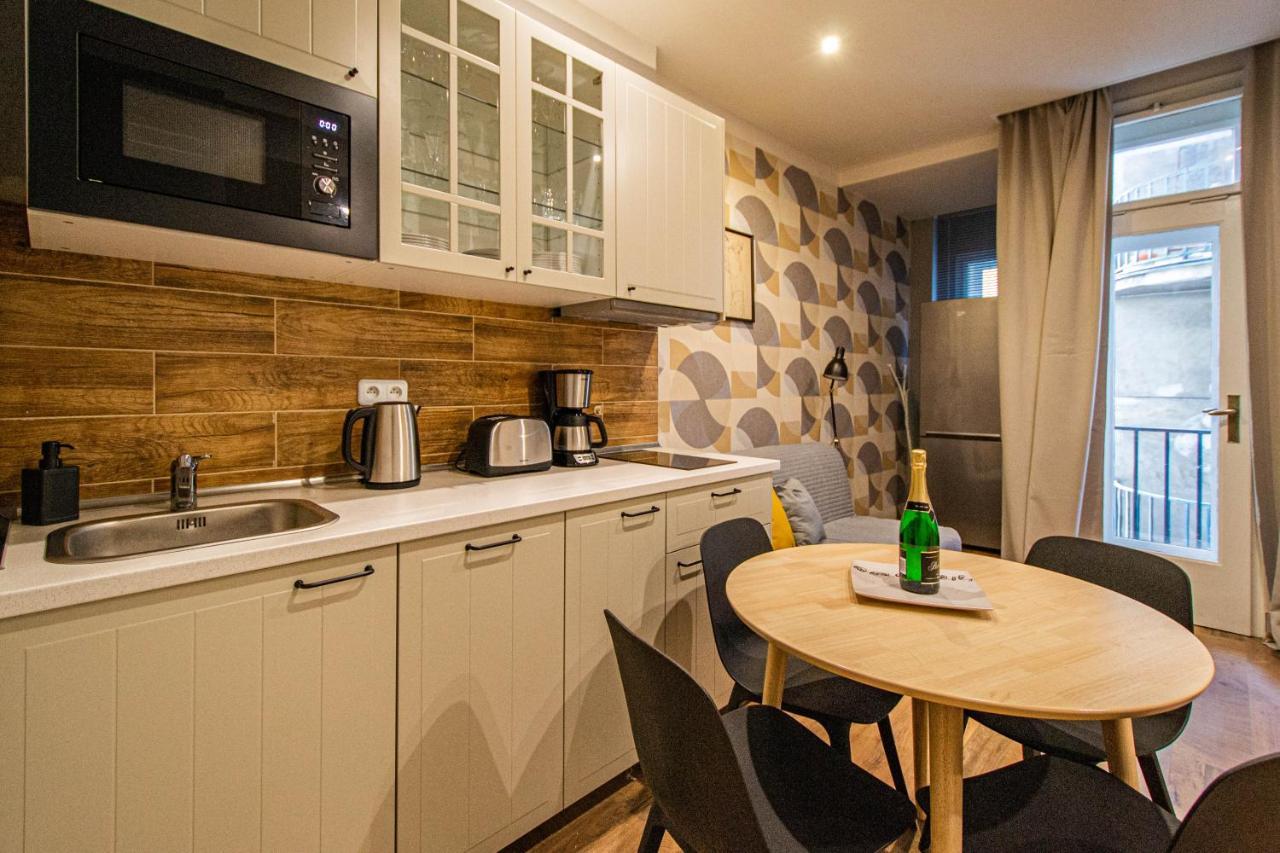 Cozy Studio In The Main City Center براغ المظهر الخارجي الصورة