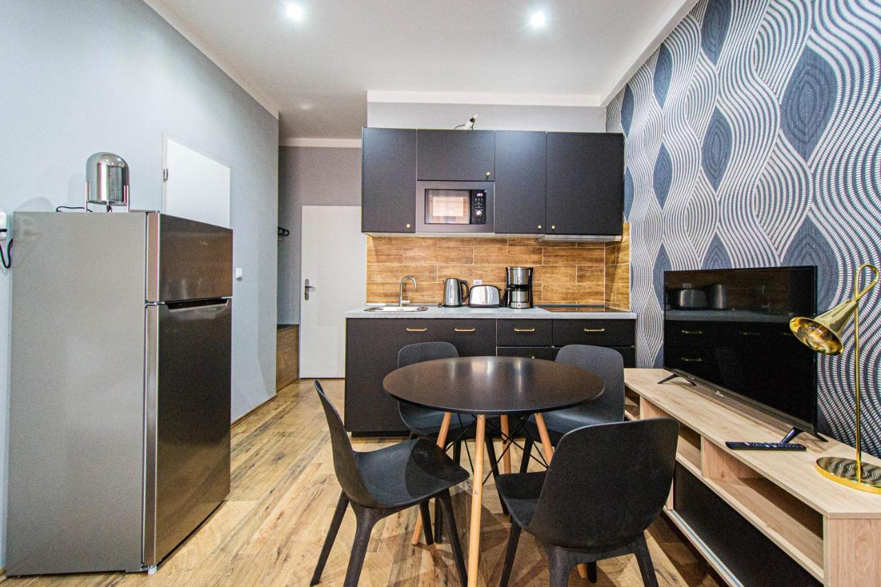 Cozy Studio In The Main City Center براغ المظهر الخارجي الصورة